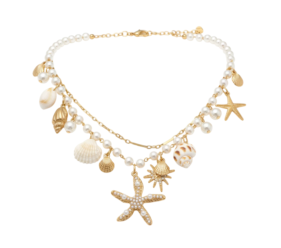 Collar de perlas y conchas